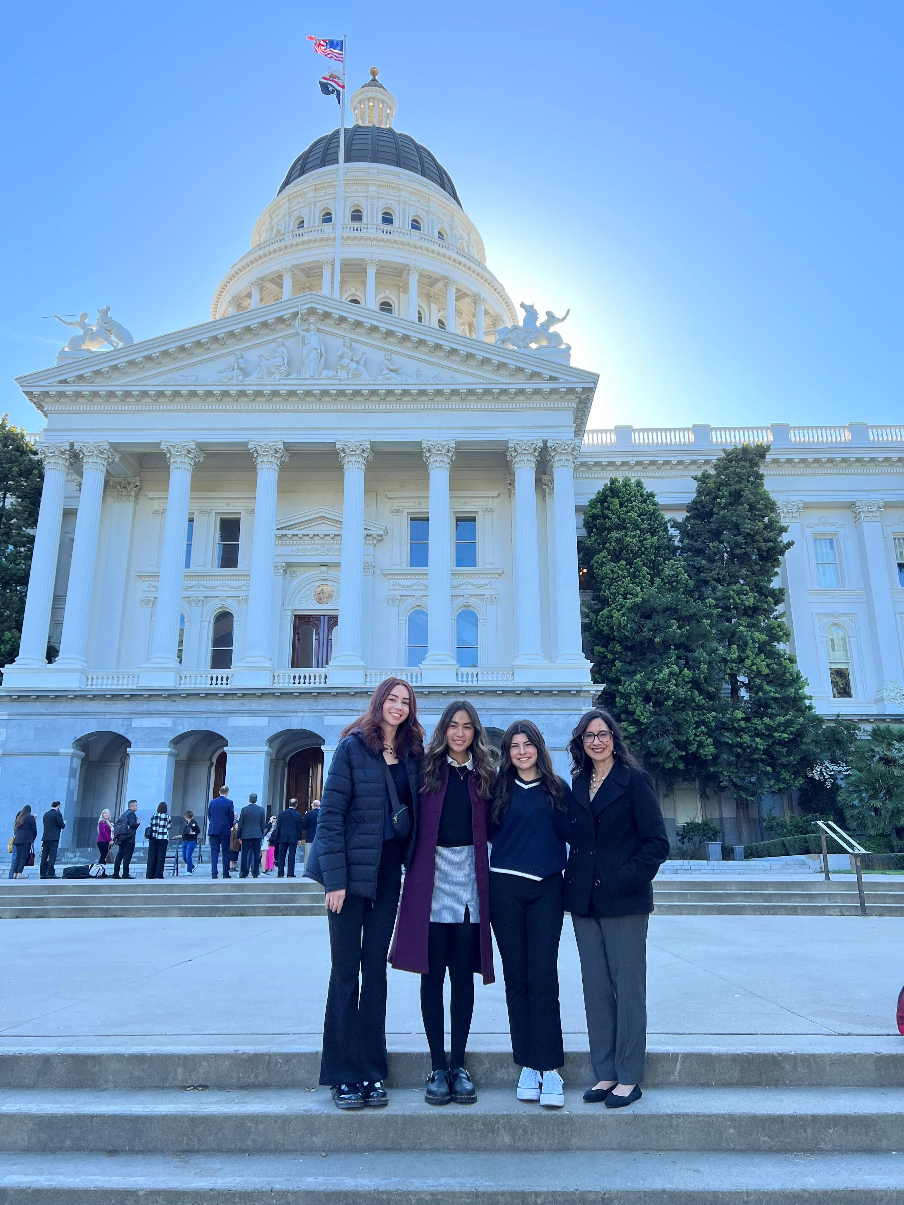 Whittier Union Student Advisory Council Tours California State Capitol